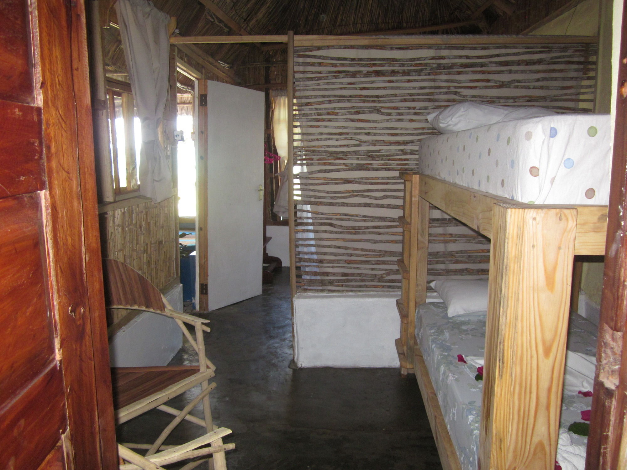 Baobab Beach Lodge And Backpackers Виланкулос Экстерьер фото